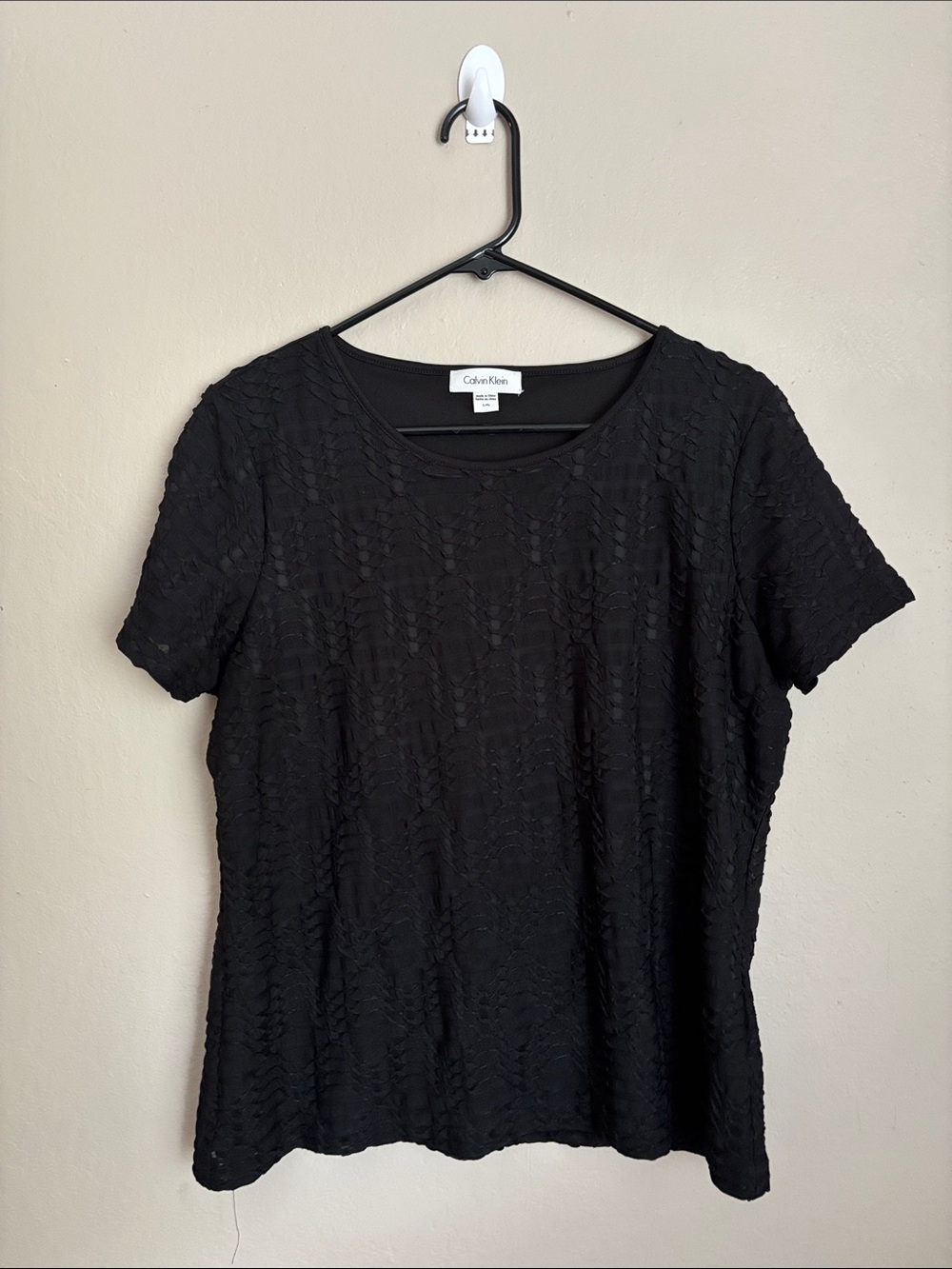 Calvin Klein Black Short-Sleeve Textured Top size Womens large